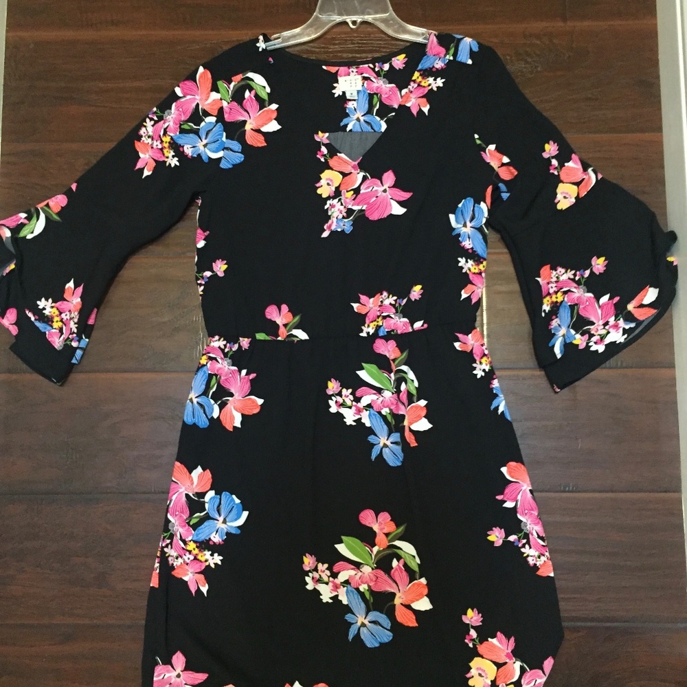 Floral Quarter Length Sleeve Dress